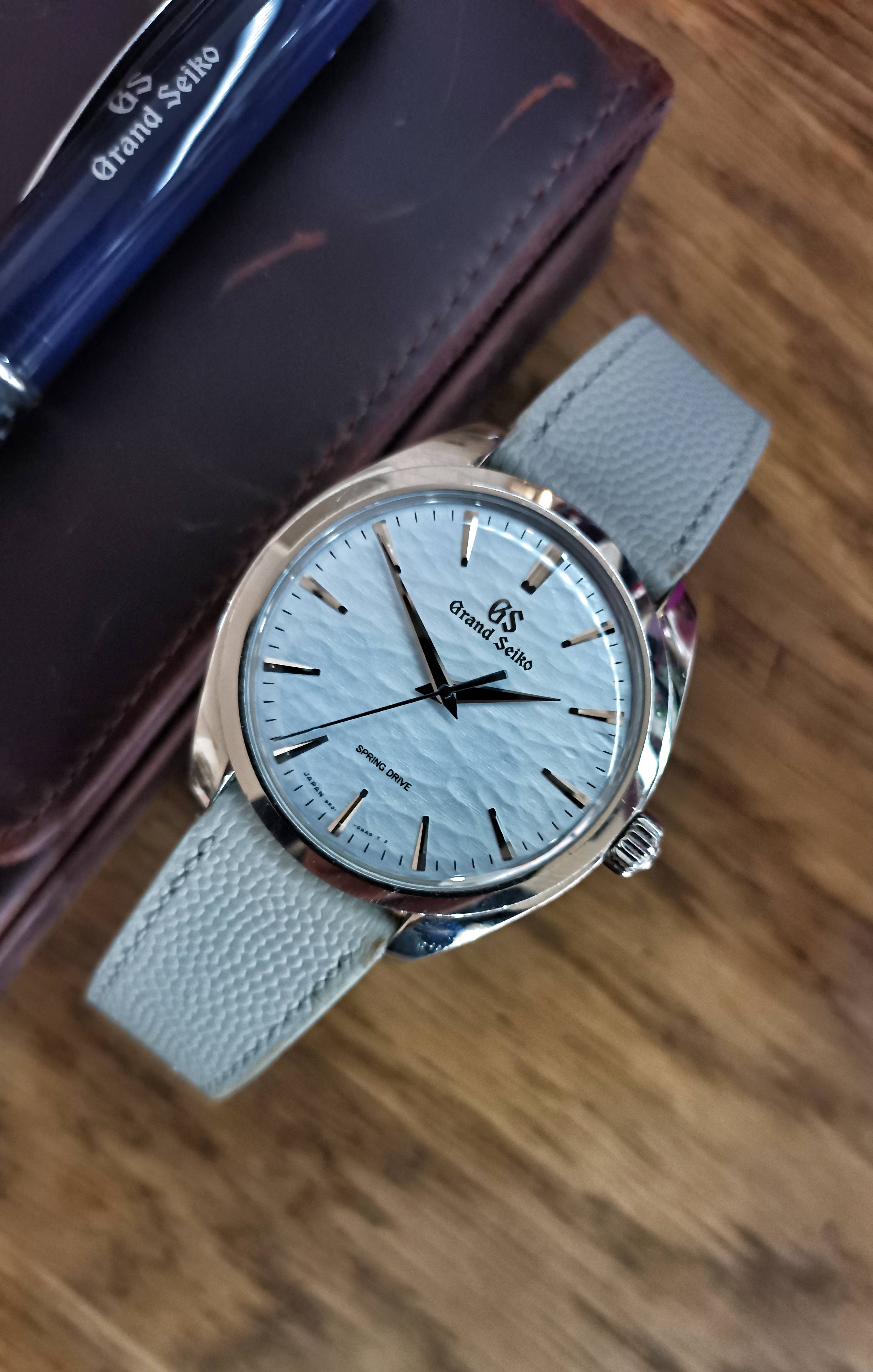 Grand Seiko SBGY007 "Omiwatari" - Une arabesque hivernale en plein cœur de l’horlogerie japonaise.